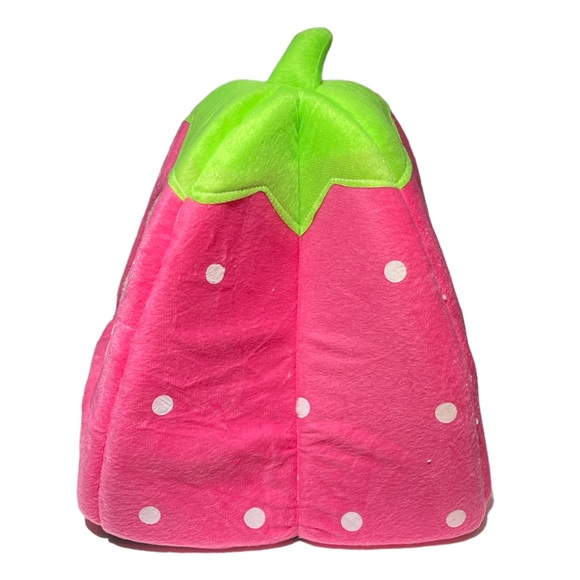 Strawberry House Velvet Pet Bed Pink Green - Picture 2 of 8